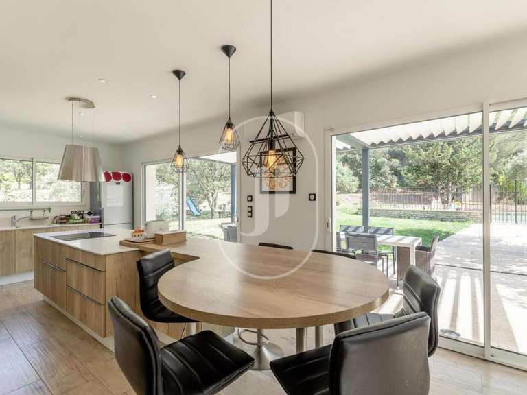 Villa L'Isle-sur-la-Sorgue - 3 bedrooms - 139m²