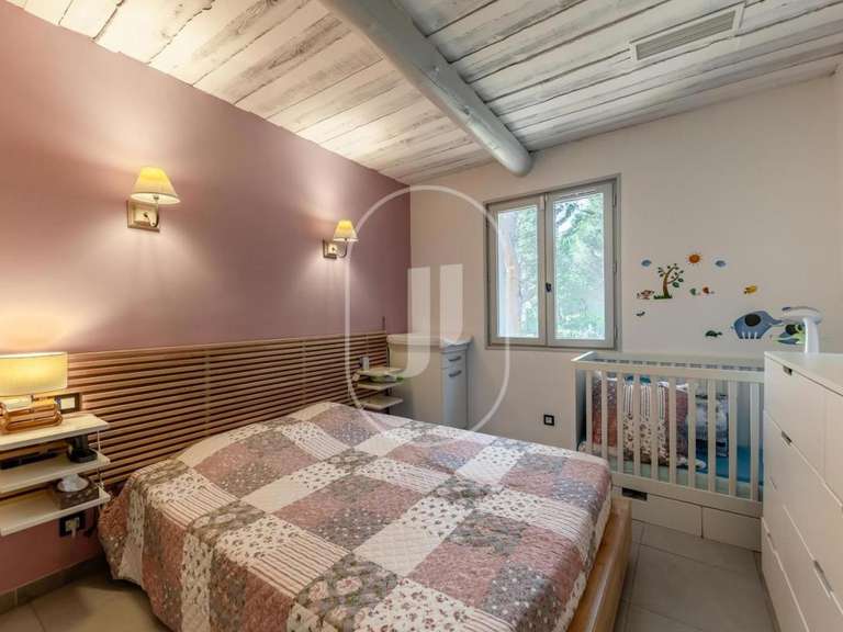 Villa L'Isle-sur-la-Sorgue - 3 bedrooms - 139m²