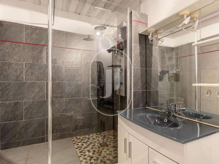 Villa L'Isle-sur-la-Sorgue - 3 bedrooms - 139m²