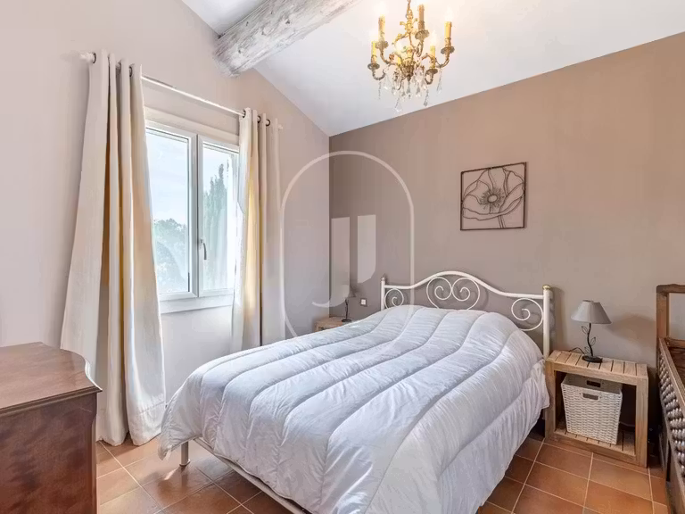 Villa L'Isle-sur-la-Sorgue - 5 chambres - 224m²