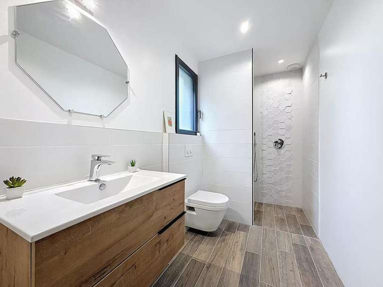 Villa L'Isle-sur-la-Sorgue - 6 chambres - 296m²