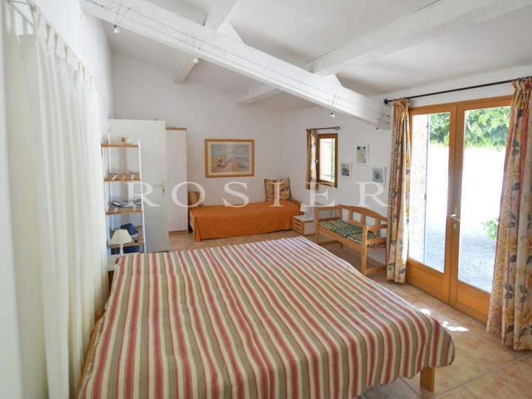 Villa L'Isle-sur-la-Sorgue - 5 chambres - 162m²