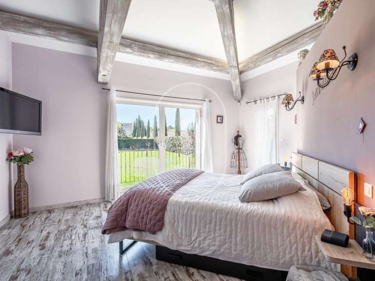 Villa L'Isle-sur-la-Sorgue - 4 chambres - 197m²