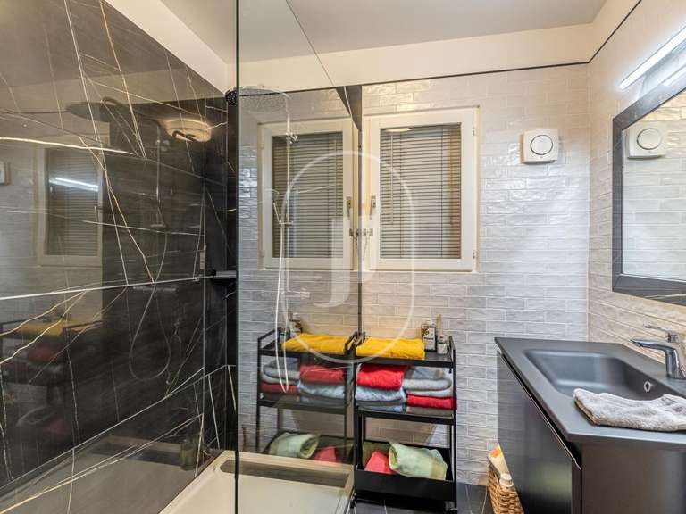 Villa L'Isle-sur-la-Sorgue - 4 chambres - 160m²