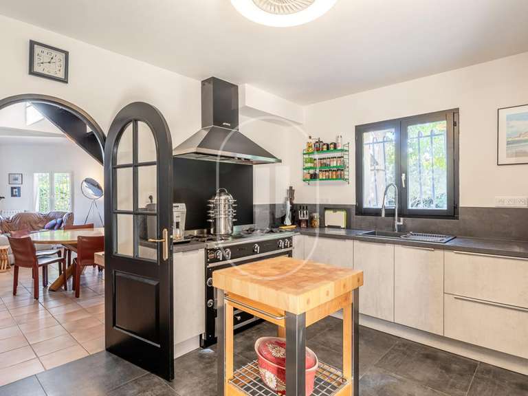 Villa L'Isle-sur-la-Sorgue - 4 chambres - 160m²