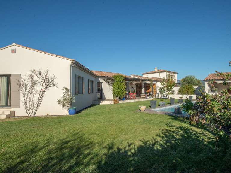 Villa L'Isle-sur-la-Sorgue - 3 chambres - 125m²