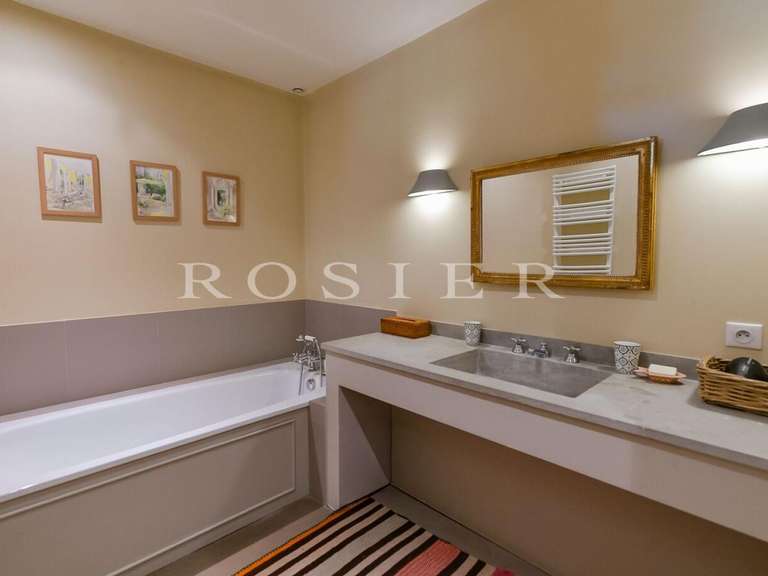 Villa L'Isle-sur-la-Sorgue - 8 chambres - 700m²