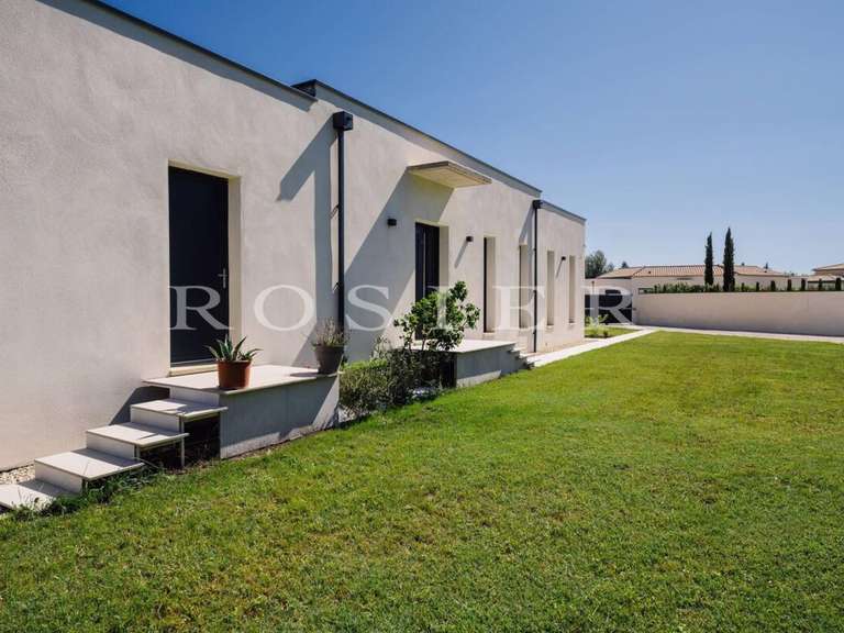 Villa L'Isle-sur-la-Sorgue - 4 chambres - 170m²