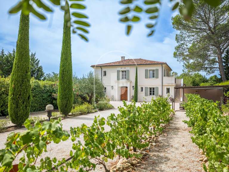 Villa L'Isle-sur-la-Sorgue - 5 bedrooms - 248m²