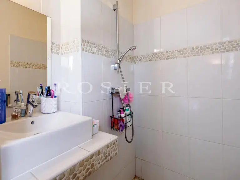 Villa L'Isle-sur-la-Sorgue - 2 chambres - 123m²