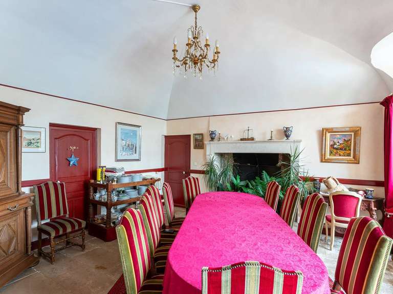 Propriété L'Isle-sur-Serein - 7 chambres - 2000m²