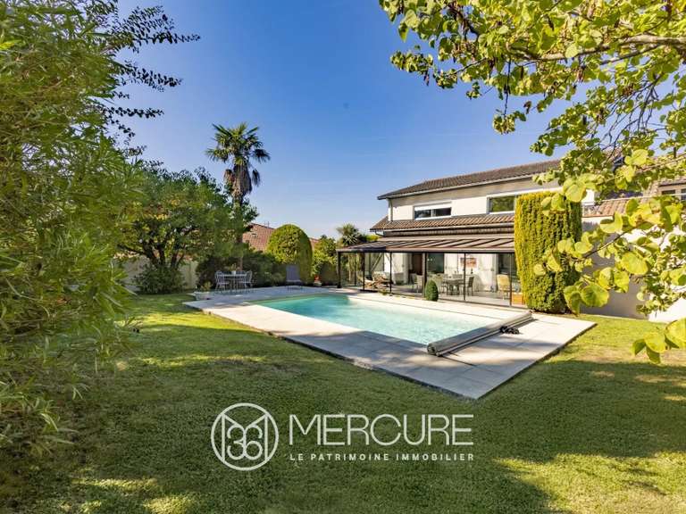 Villa L'Union - 4 bedrooms - 231m²