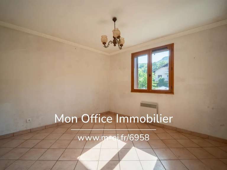 Maison La Balme-de-Sillingy - 4 chambres - 115m²