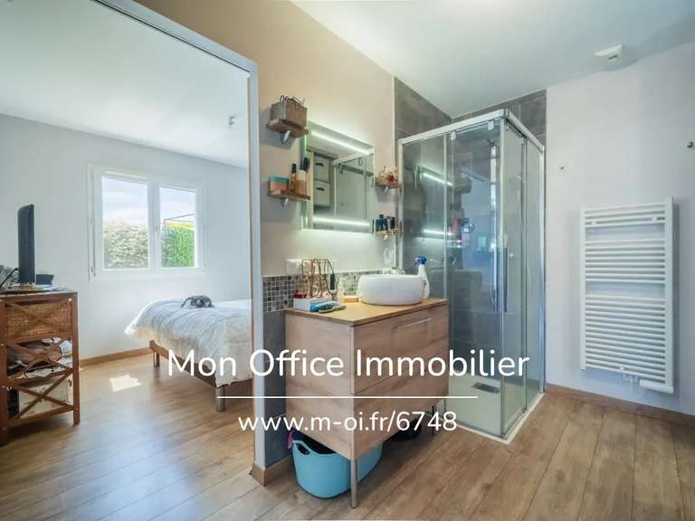 Maison La Balme-de-Sillingy - 5 chambres - 138m²