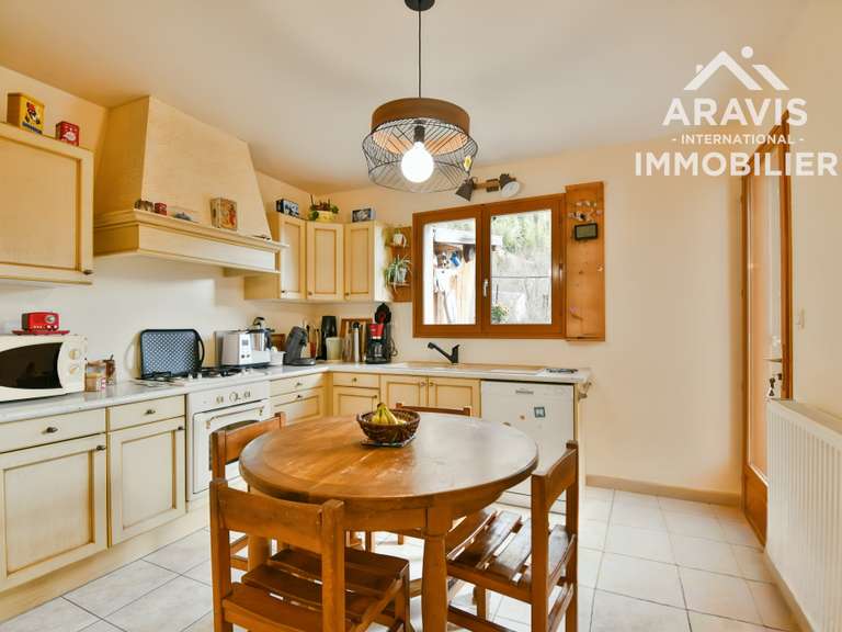 Maison La Balme-de-Thuy - 3 chambres - 108m²