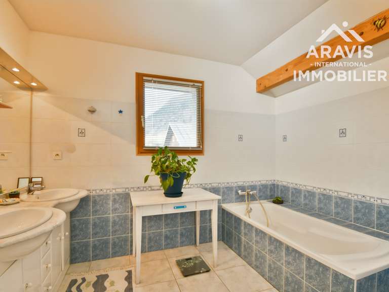 Maison La Balme-de-Thuy - 3 chambres - 108m²