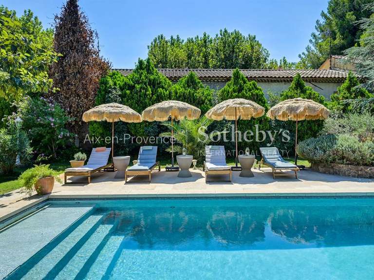 Maison La Barben - 5 chambres - 200m²