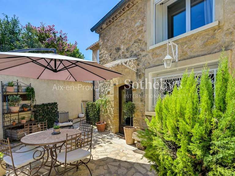 Maison La Barben - 5 chambres - 200m²