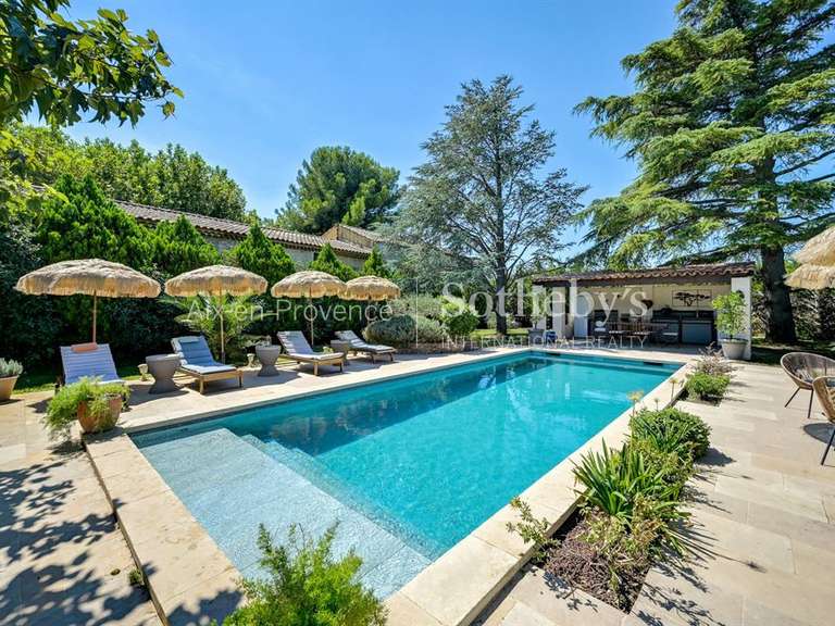 Maison La Barben - 5 chambres - 200m²