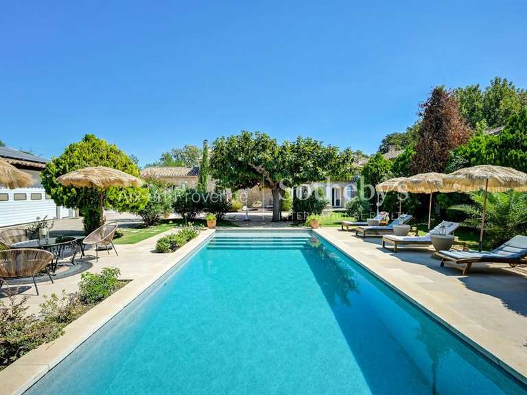 Maison La Barben - 5 chambres - 200m²