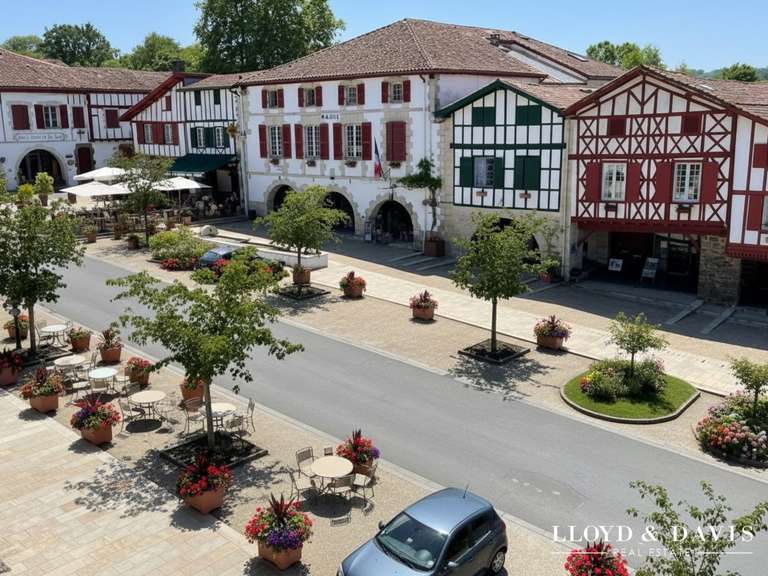 Maison La Bastide-Clairence - 9 chambres - 303m²
