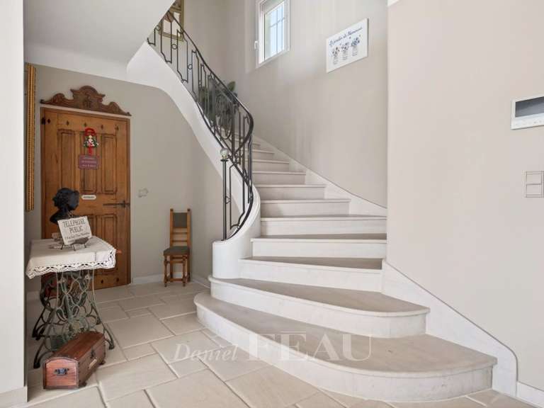 Maison La Bastide-des-Jourdans - 4 chambres - 248m²