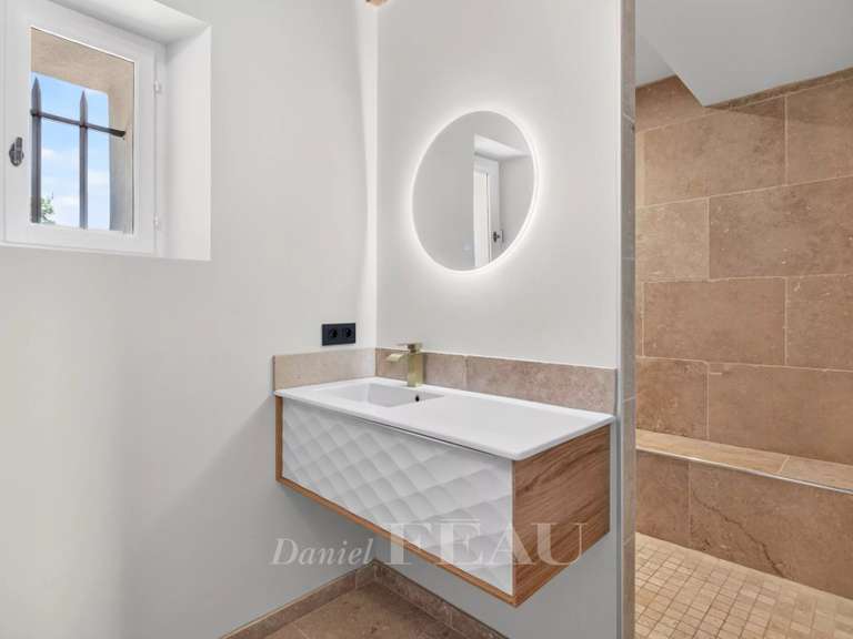 Maison La Bastide-des-Jourdans - 480m²