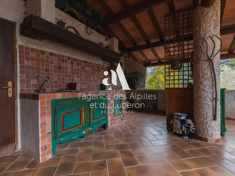 Propriété La Bastide-des-Jourdans - 498m²