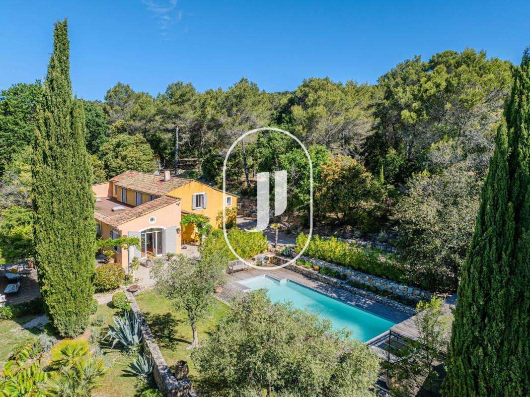 Propriété La Bastide-des-Jourdans