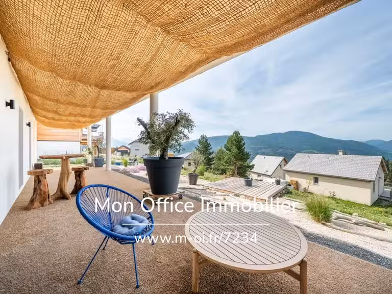 House La Bâtie-Neuve - 4 bedrooms - 142m²