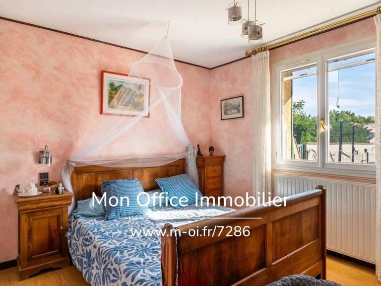 Maison La Bâtie-Neuve - 5 chambres - 170m²