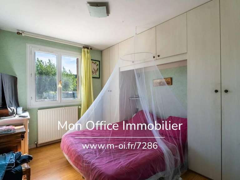 Maison La Bâtie-Neuve - 5 chambres - 170m²
