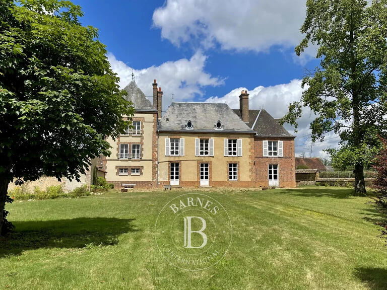 Sale House La Bazoche-Gouet - 10 bedrooms