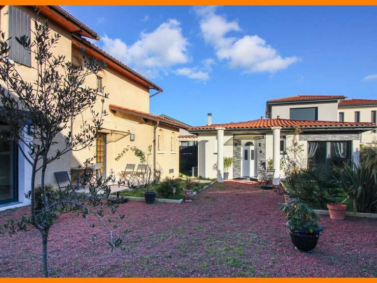 Maison La Boisse - 205m²