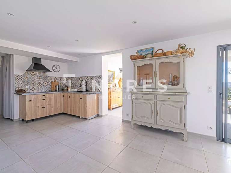 Maison La Bouilladisse - 3 chambres - 215m²