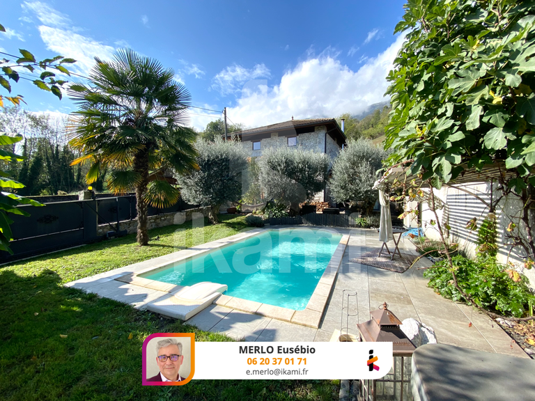 Maison La Buissière - 3 chambres - 224m²