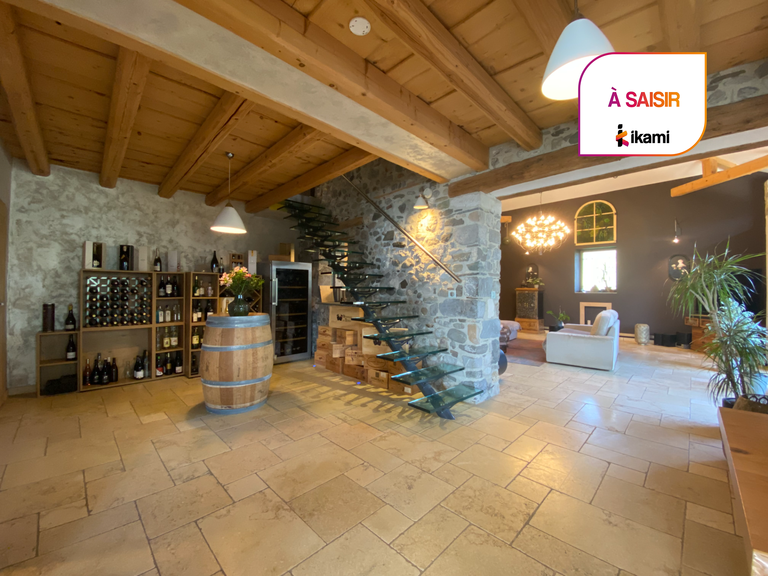 Maison La Buissière - 3 chambres - 224m²