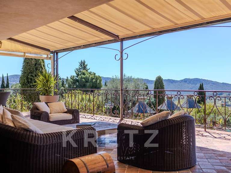 Maison La Cadière-d'Azur - 10 chambres - 565m²