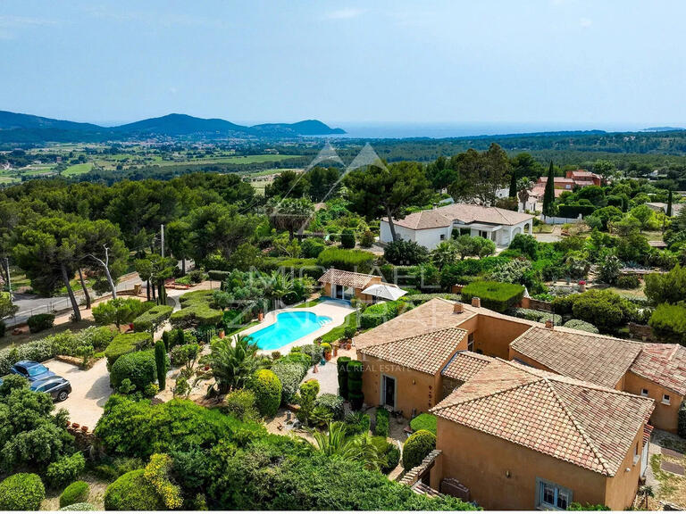 Maison La Cadière-d'Azur - 4 chambres - 186m²