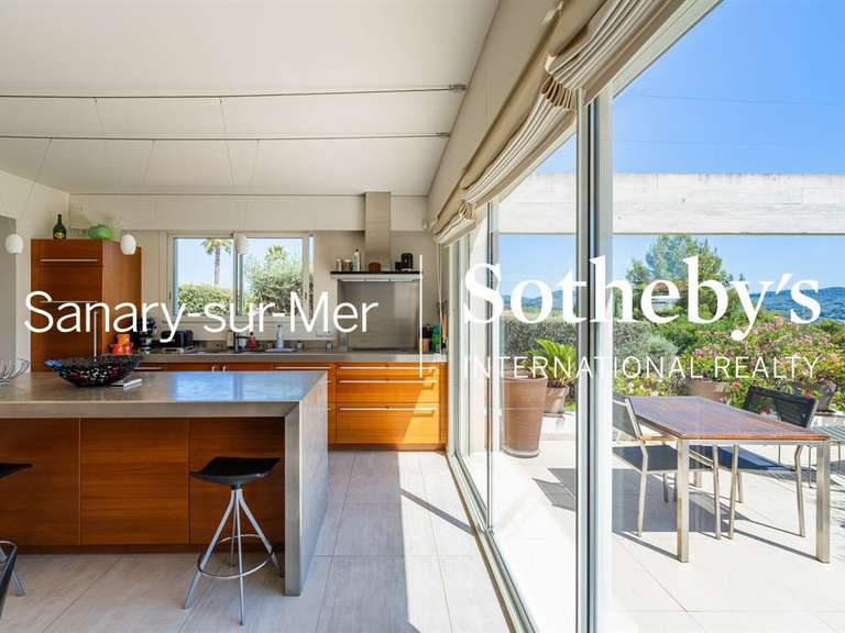 Maison La Cadière-d'Azur - 3 chambres - 170m²
