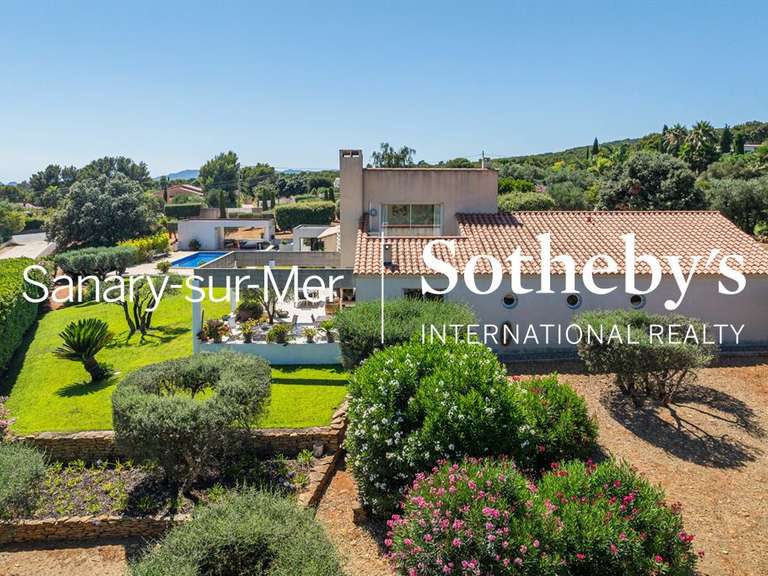 Maison La Cadière-d'Azur - 3 chambres - 170m²