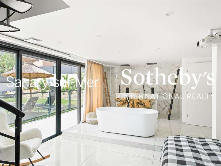 House La Cadière-d'Azur - 3 bedrooms - 268m²