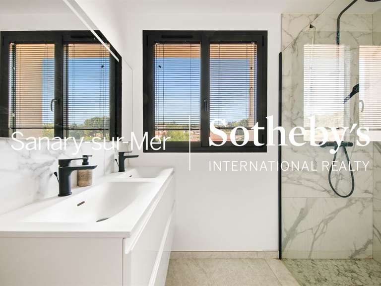 Maison La Cadière-d'Azur - 3 chambres - 268m²