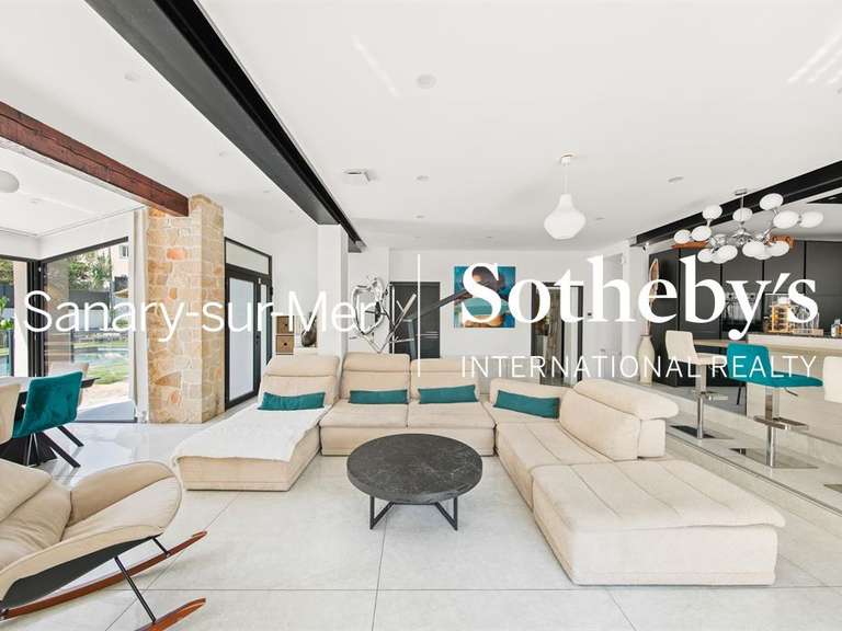 Maison La Cadière-d'Azur - 3 chambres - 268m²