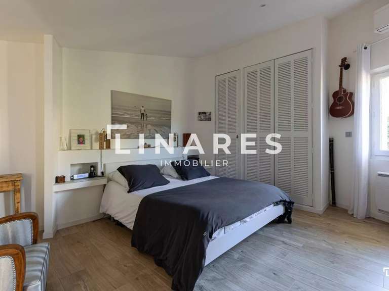 Maison La Cadière-d'Azur - 4 chambres - 200m²