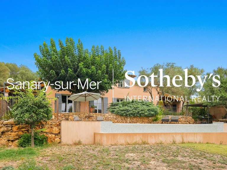 Maison La Cadière-d'Azur - 5 chambres - 195m²