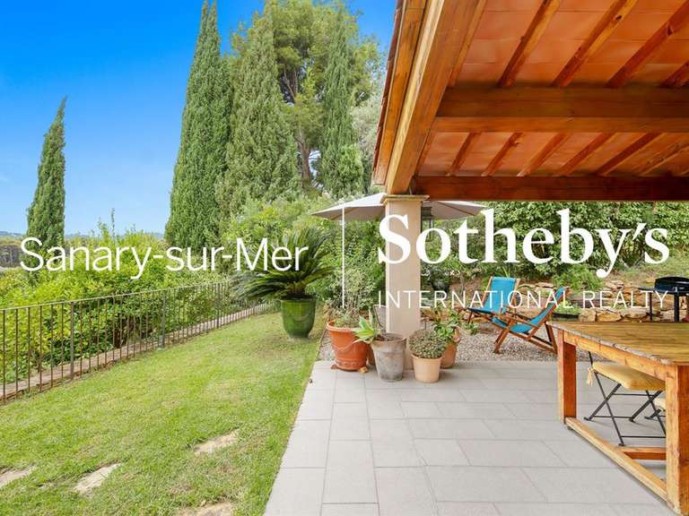 Maison La Cadière-d'Azur - 5 chambres - 195m²