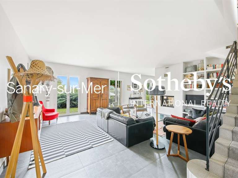 Maison La Cadière-d'Azur - 5 chambres - 195m²