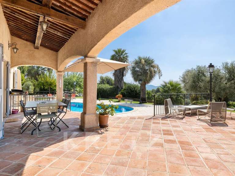 Maison avec Vue sur mer La Cadière-d'Azur - 250m²