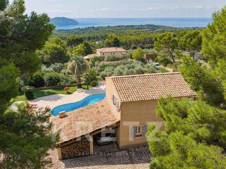 Maison avec Vue sur mer La Cadière-d'Azur - 250m²